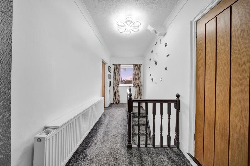 Property image 8 of 41