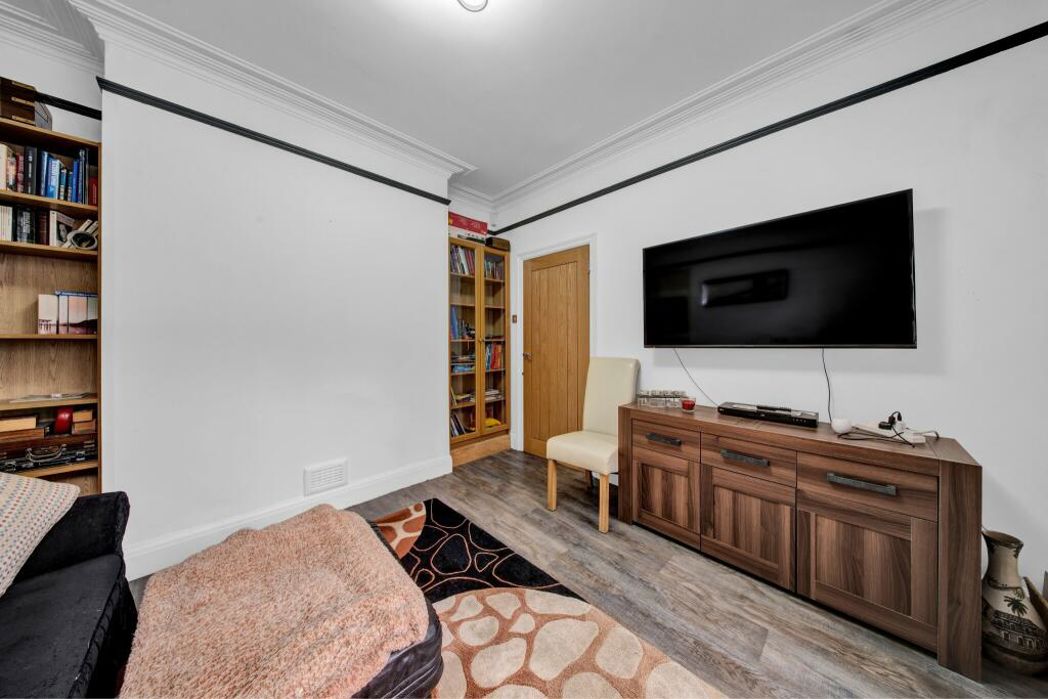 Property image 6 of 41