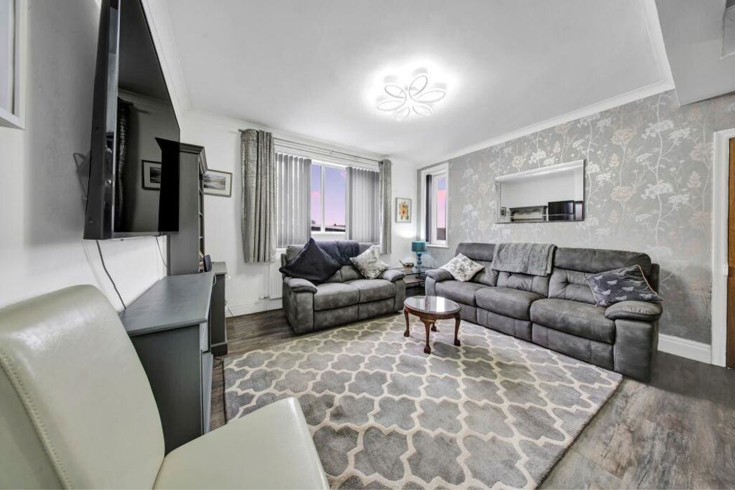 Property image 2 of 41