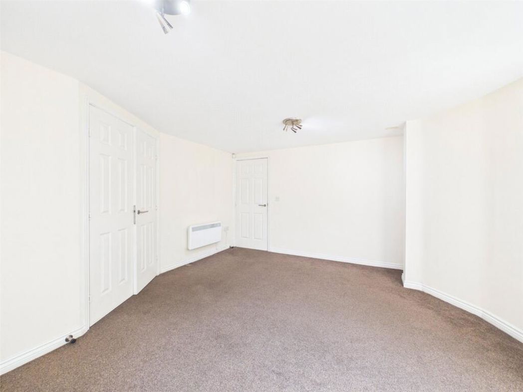 Property image 6 of 10