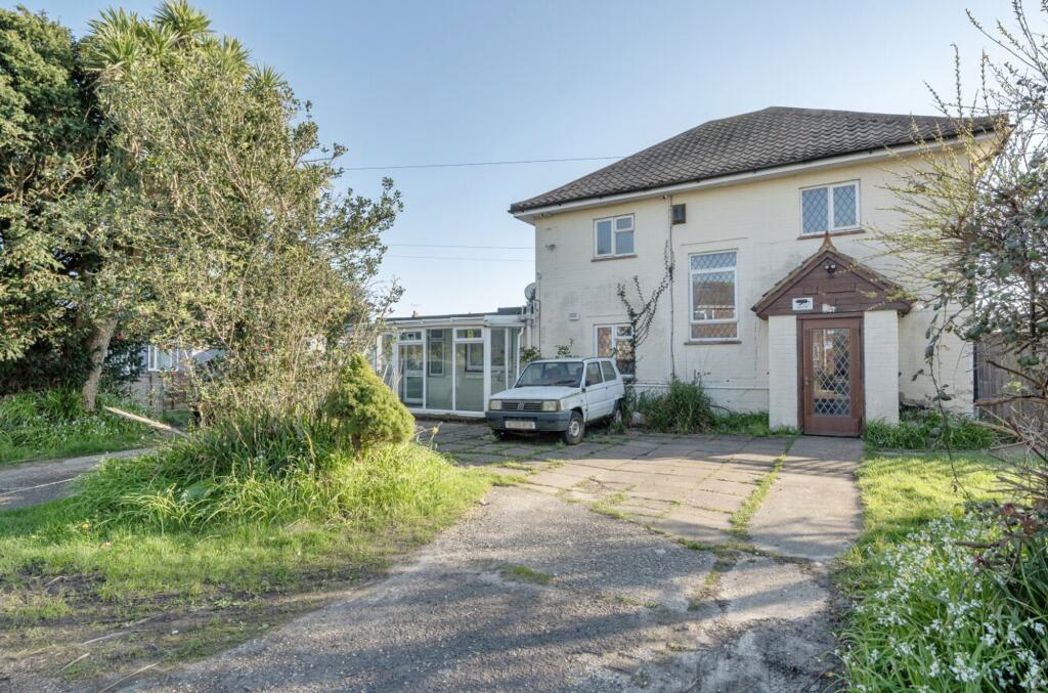 Property image 1 of 18