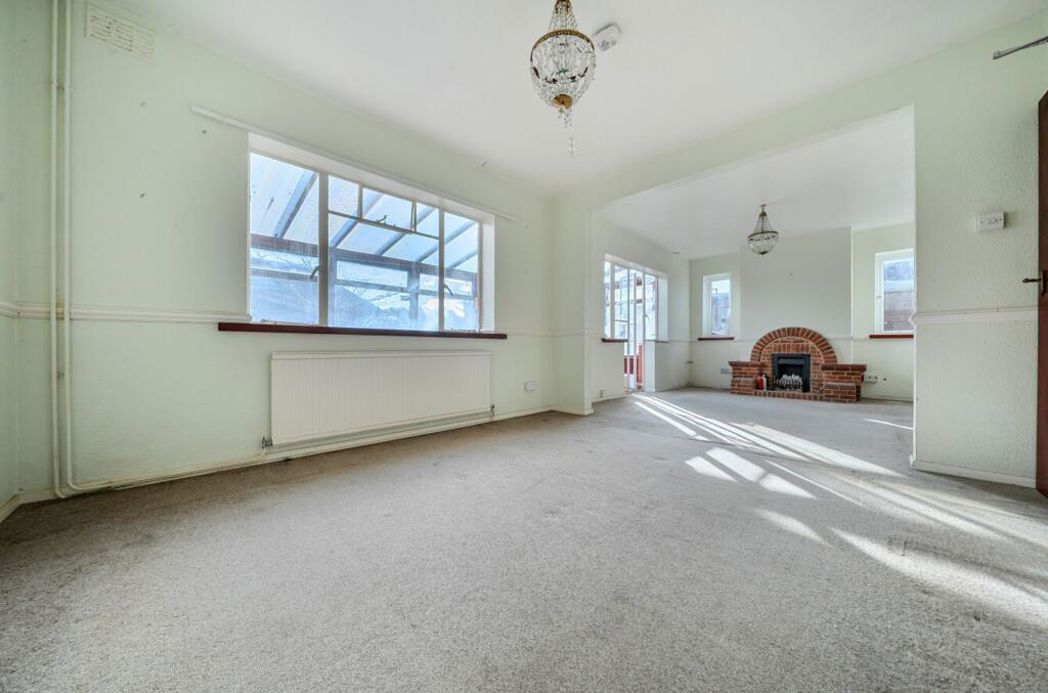 Property image 2 of 18