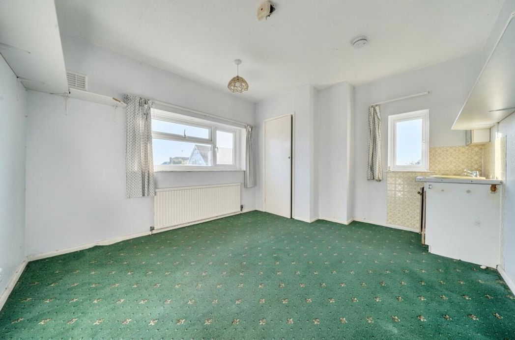Property image 5 of 18