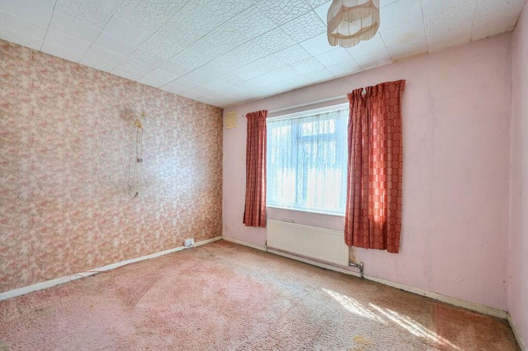 Property image 10 of 19