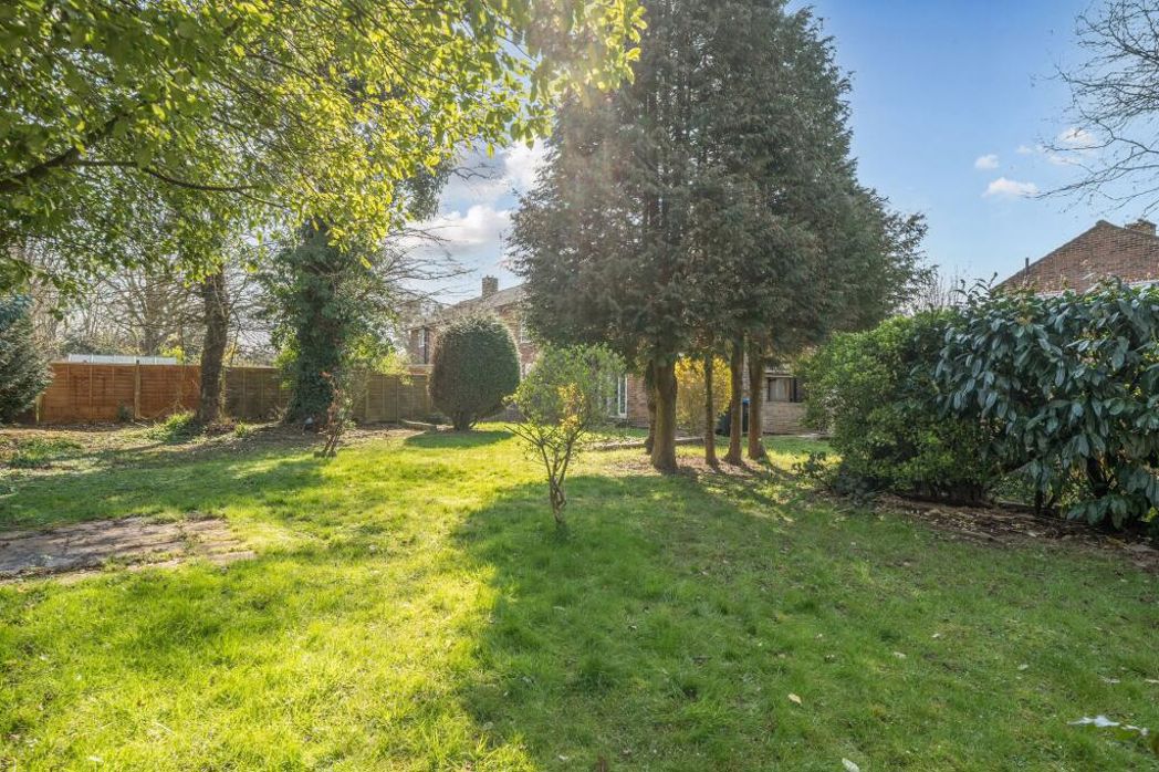 Property image 15 of 19