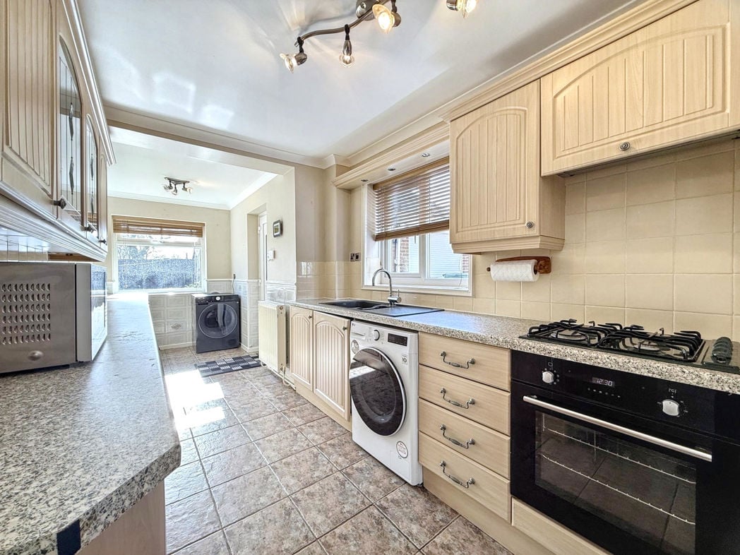 Property image 7 of 28