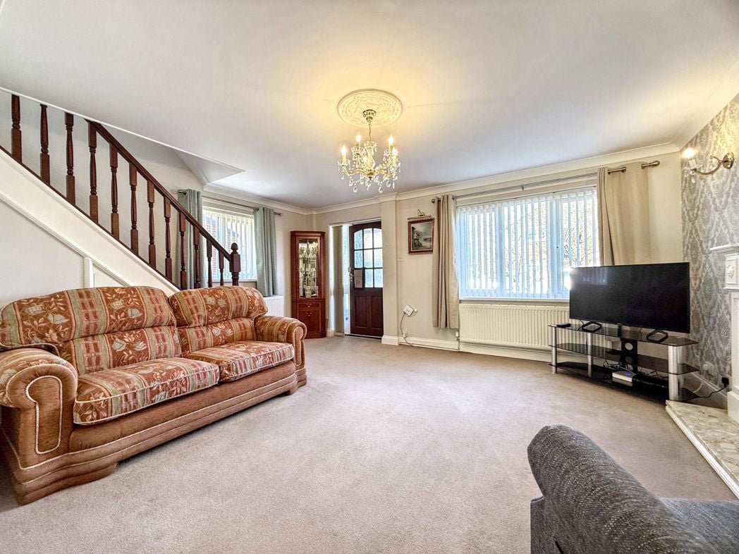 Property image 4 of 28