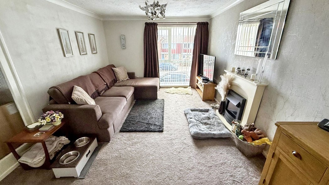 Property image 6 of 13