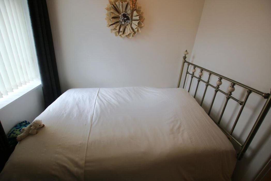 Property image 11 of 15
