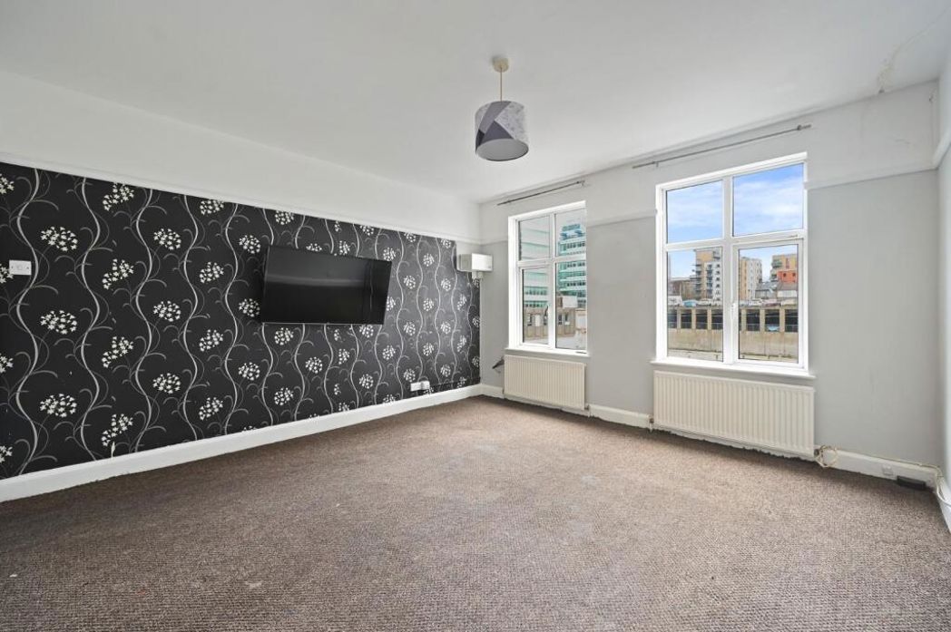 Property image 11 of 11