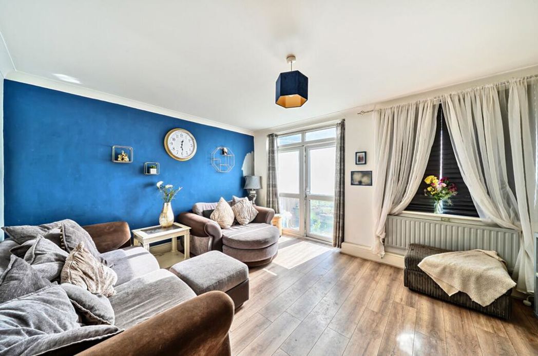 Property image 3 of 13