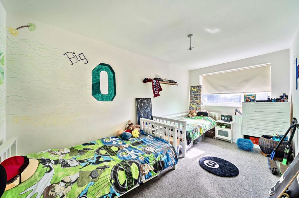 Property image 8 of 13