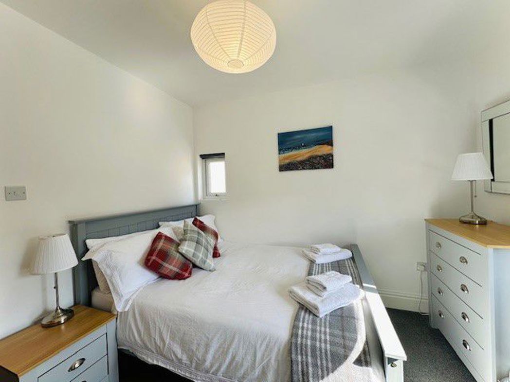 Property image 11 of 20