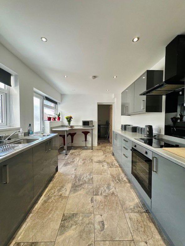 Property image 5 of 20
