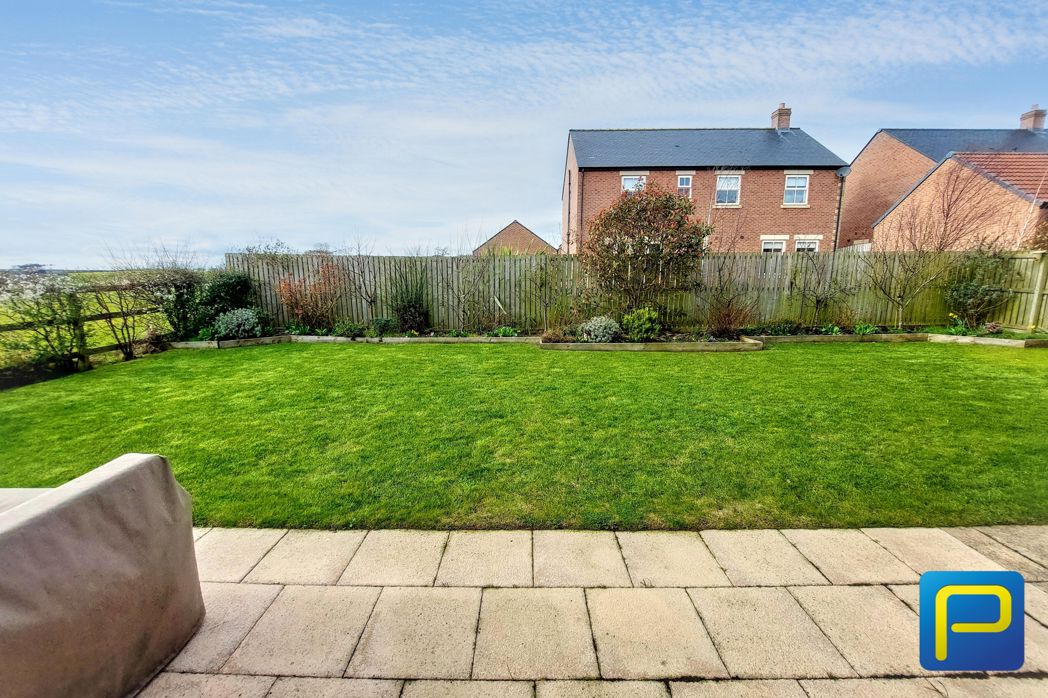 Property image 25 of 28