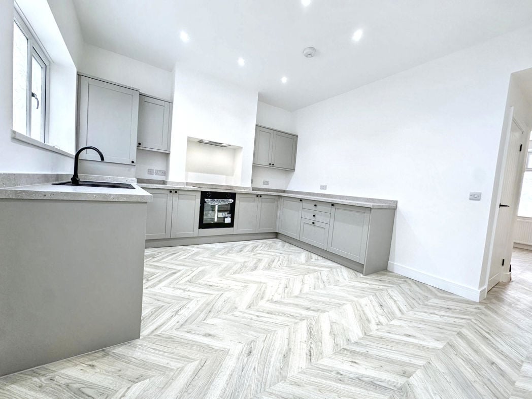 Property image 7 of 22