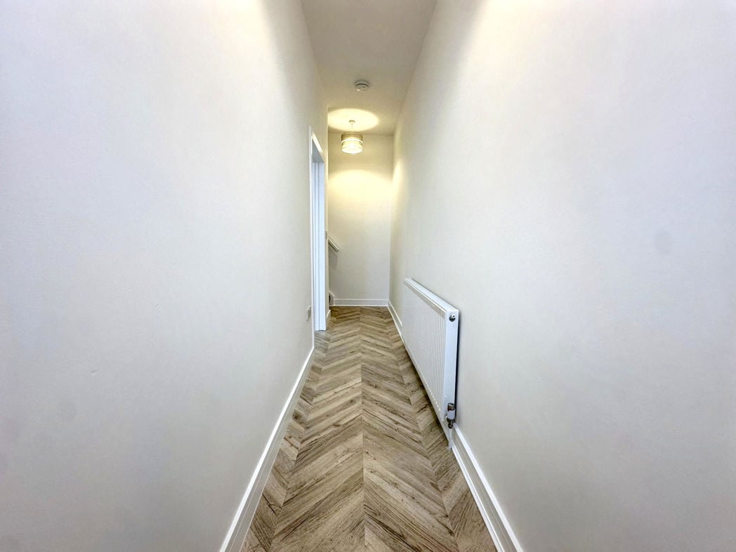 Property image 12 of 22