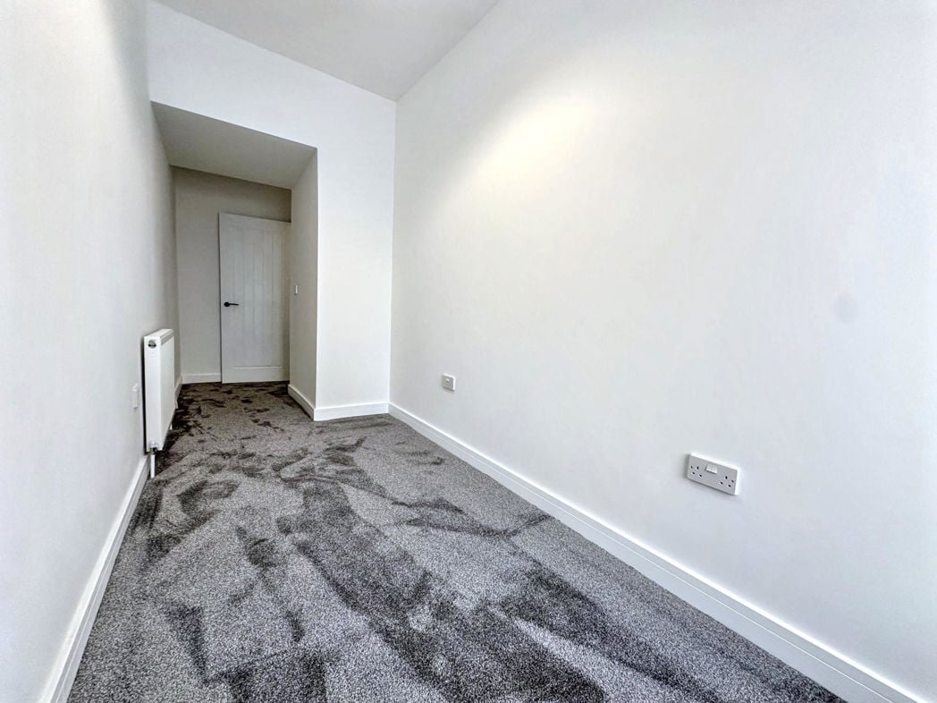 Property image 18 of 22