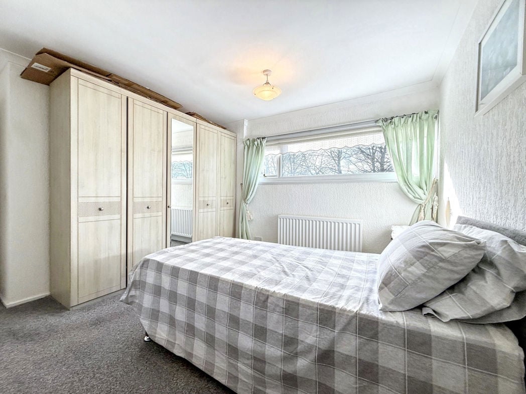 Property image 16 of 27