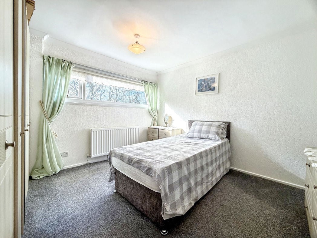 Property image 15 of 27