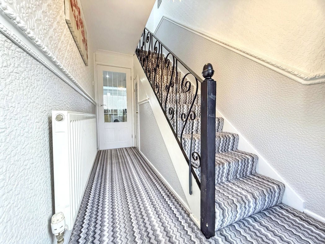 Property image 13 of 27
