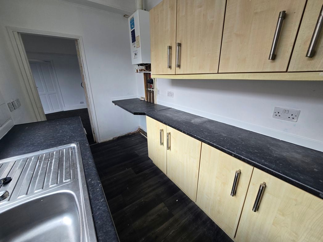 Property image 3 of 11
