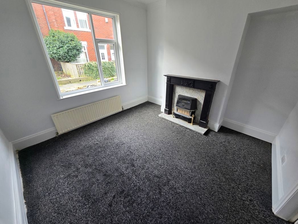 Property image 5 of 11