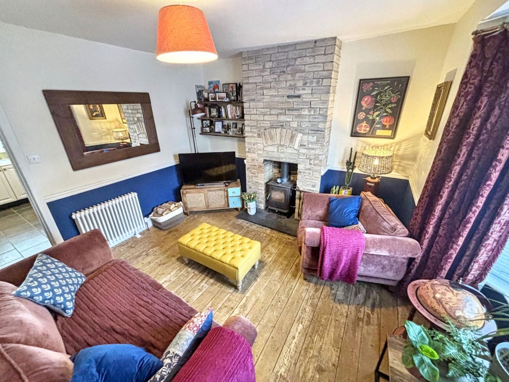 Property image 3 of 19