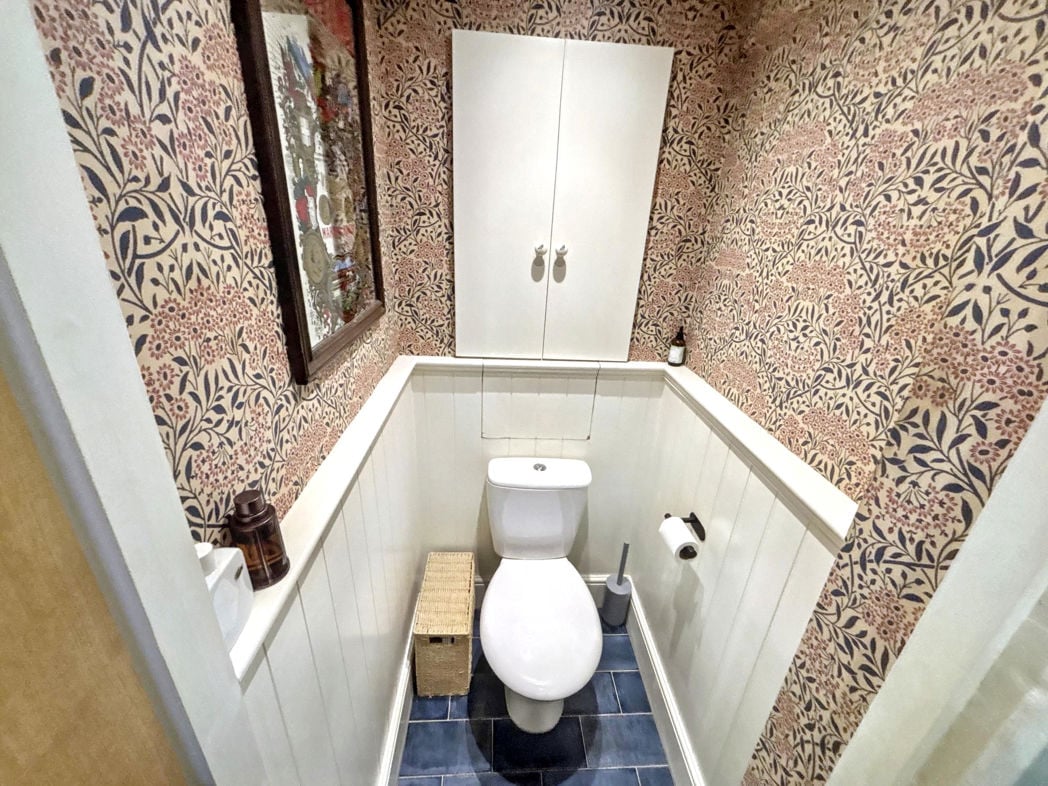 Property image 11 of 19