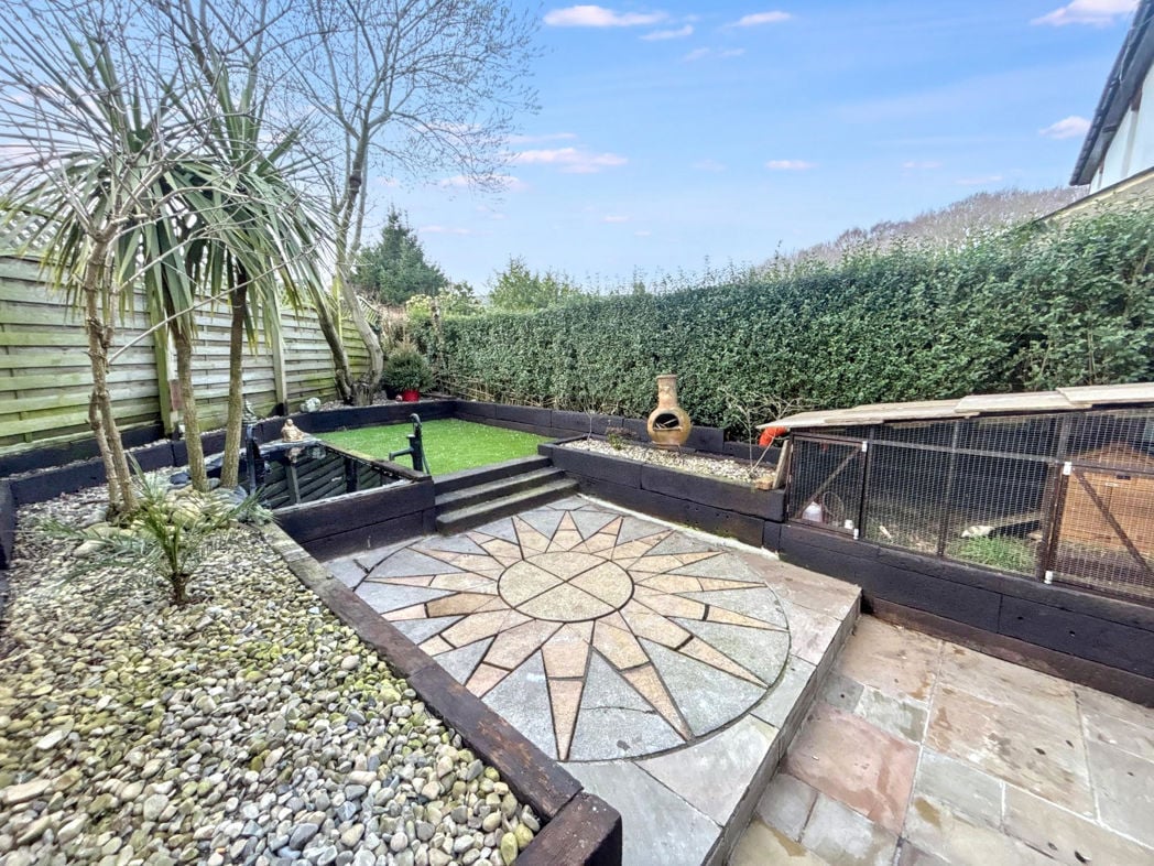 Property image 16 of 19