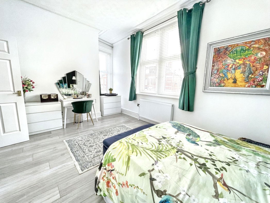 Property image 12 of 19