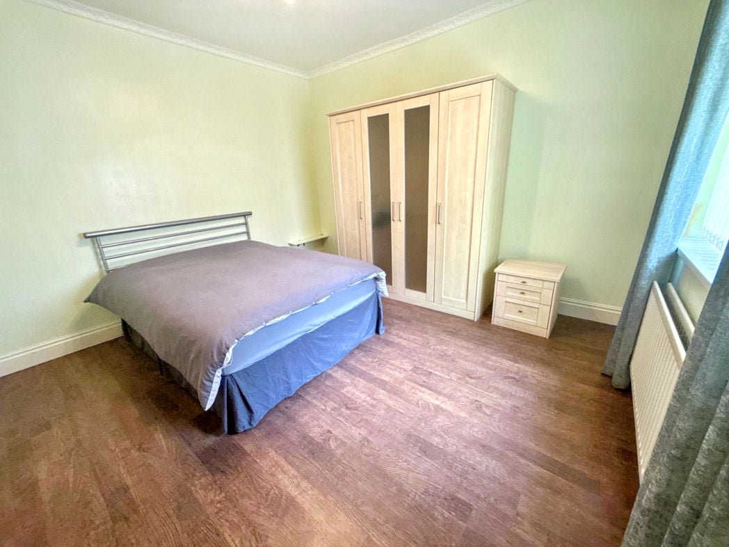 Property image 12 of 15