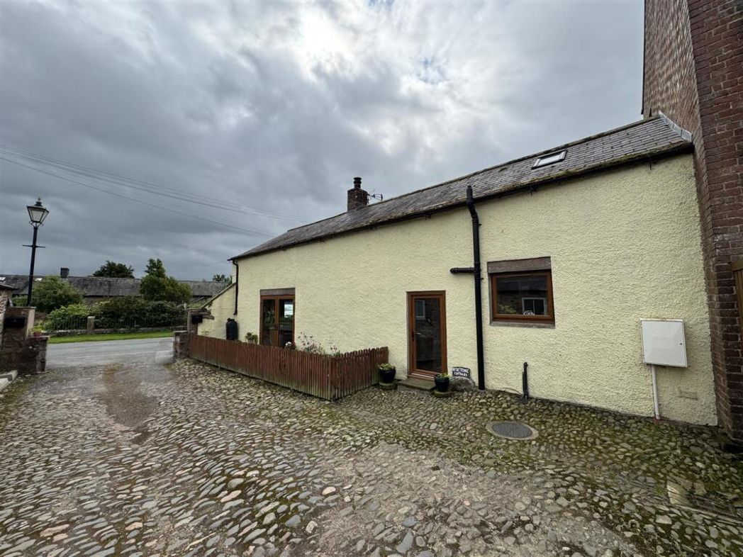 Property image 2 of 20