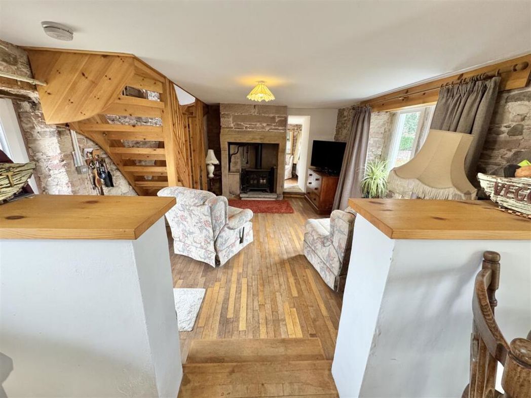 Property image 11 of 20