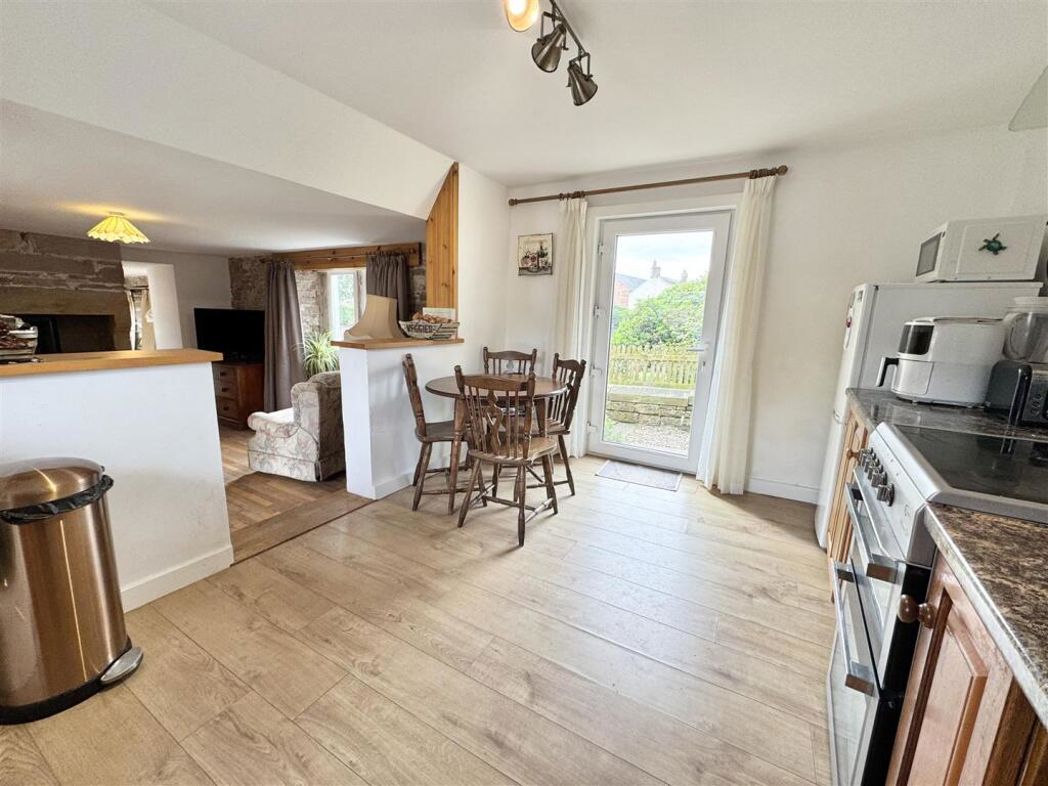 Property image 12 of 20