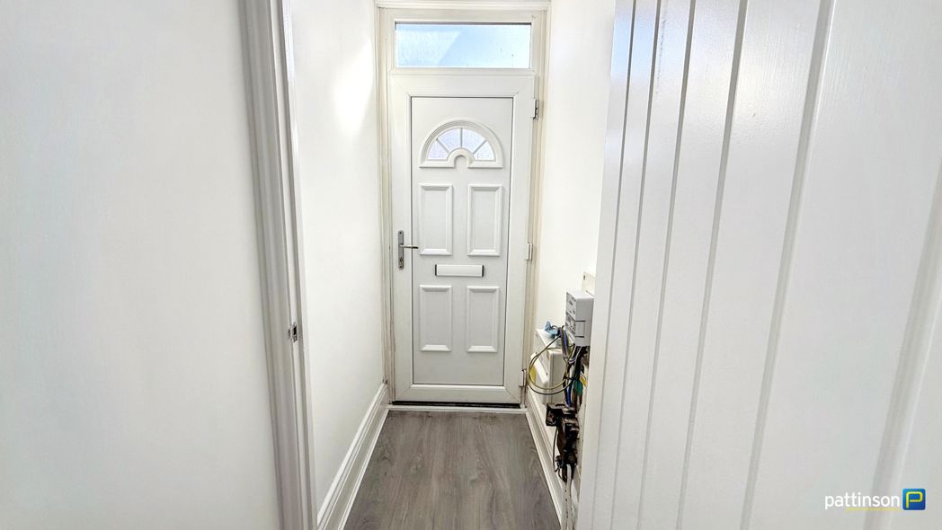 Property image 2 of 22