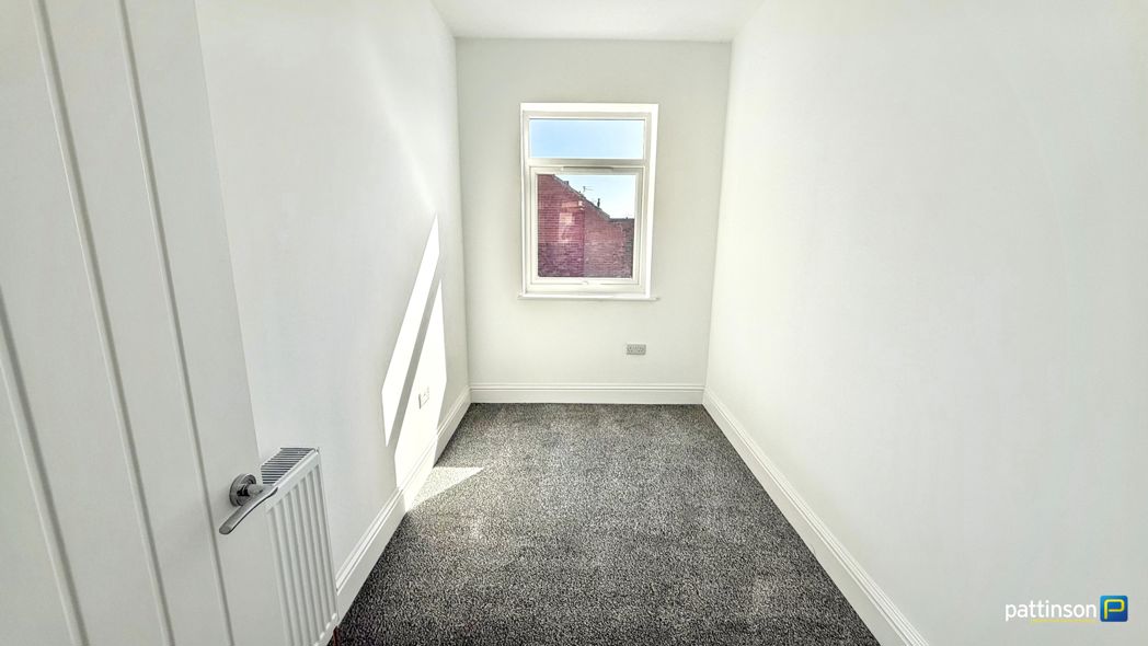 Property image 17 of 22