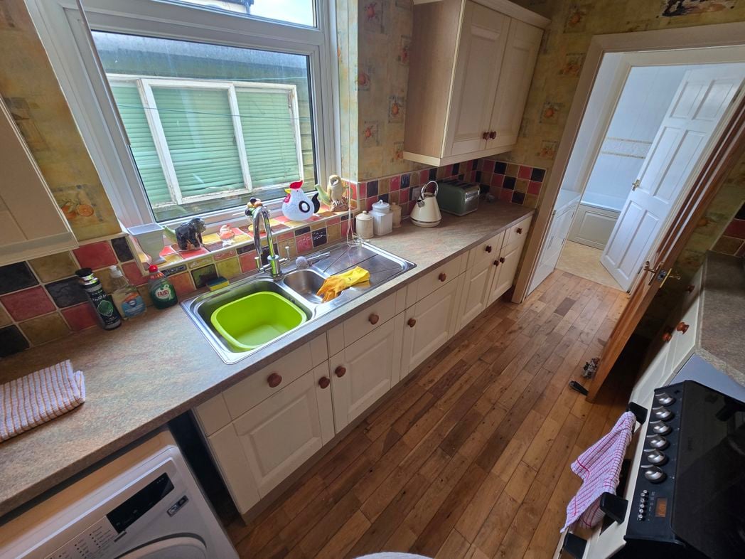 Property image 5 of 15