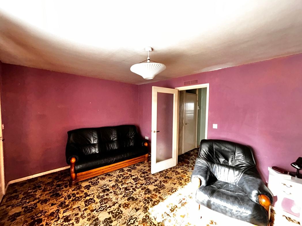 Property image 5 of 13