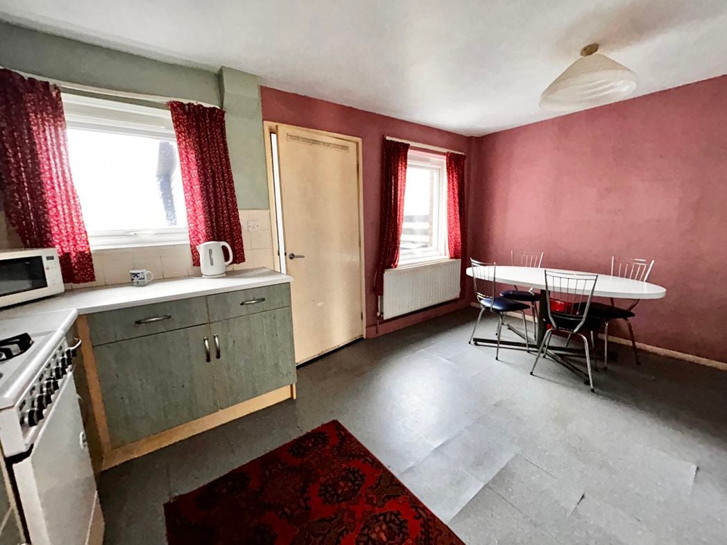 Property image 4 of 13