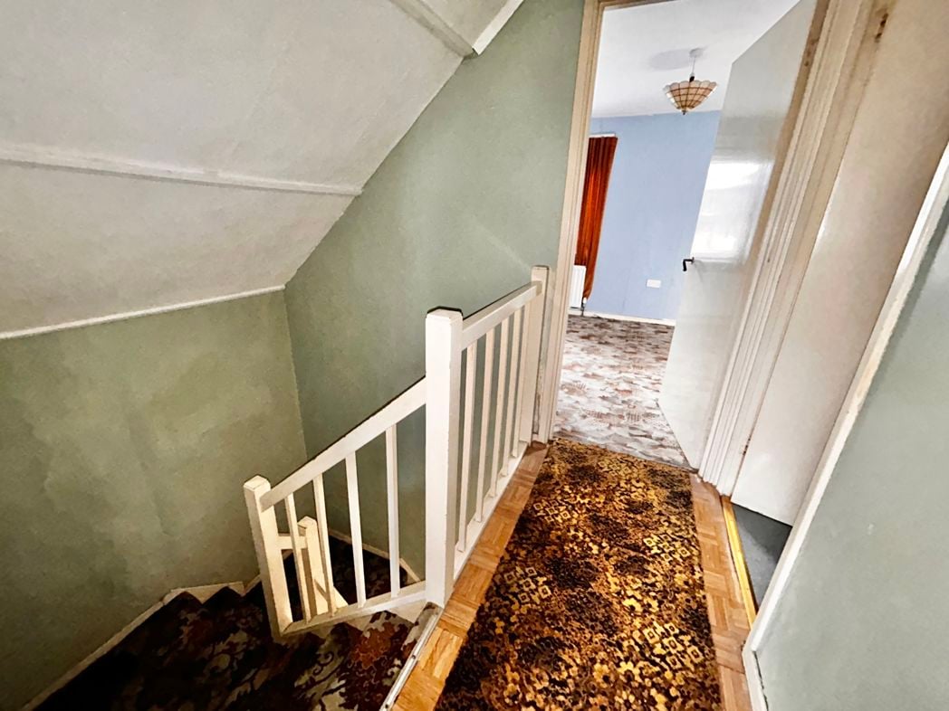 Property image 8 of 13