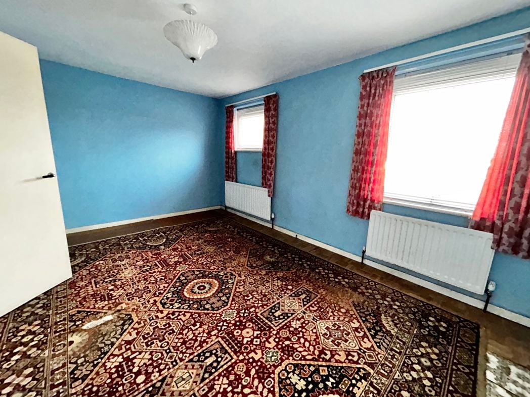 Property image 11 of 13