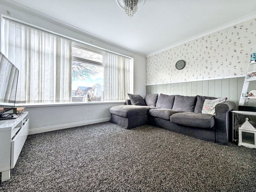 Property image 2 of 11