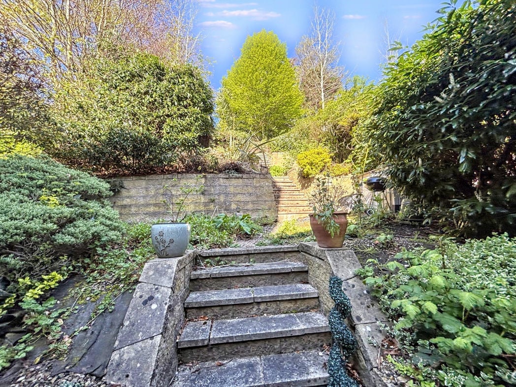 Property image 23 of 23