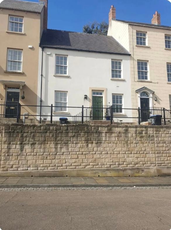 Property image 1 of 23