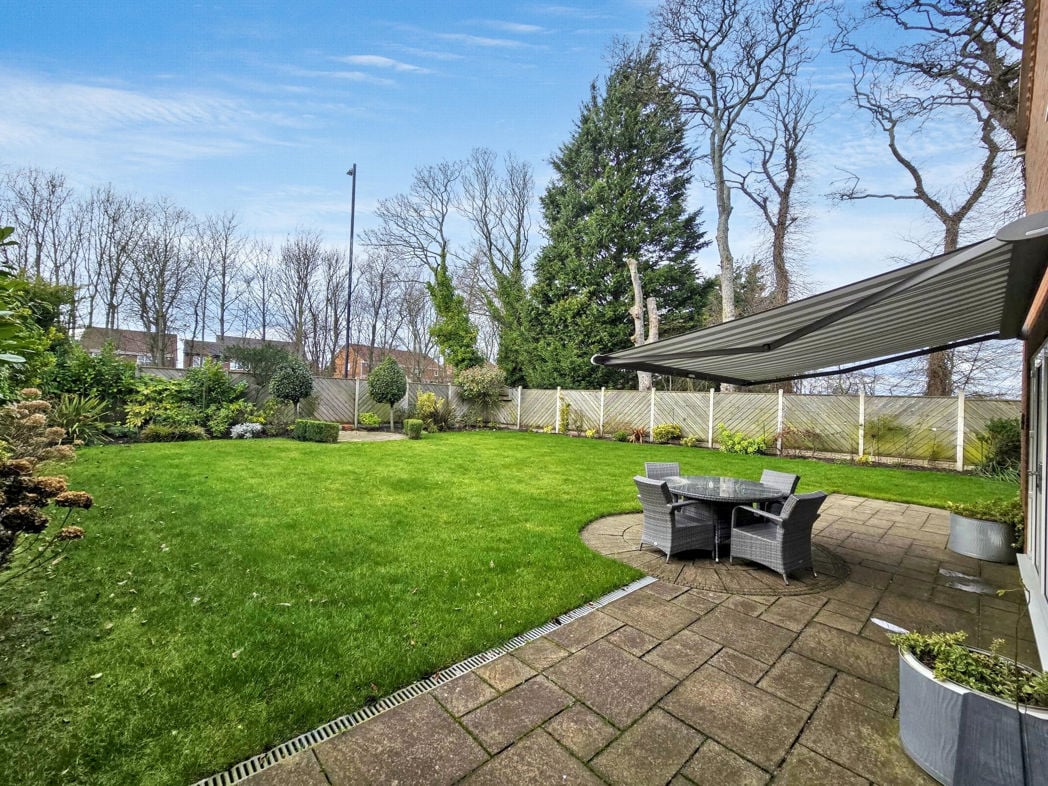 Property image 34 of 44
