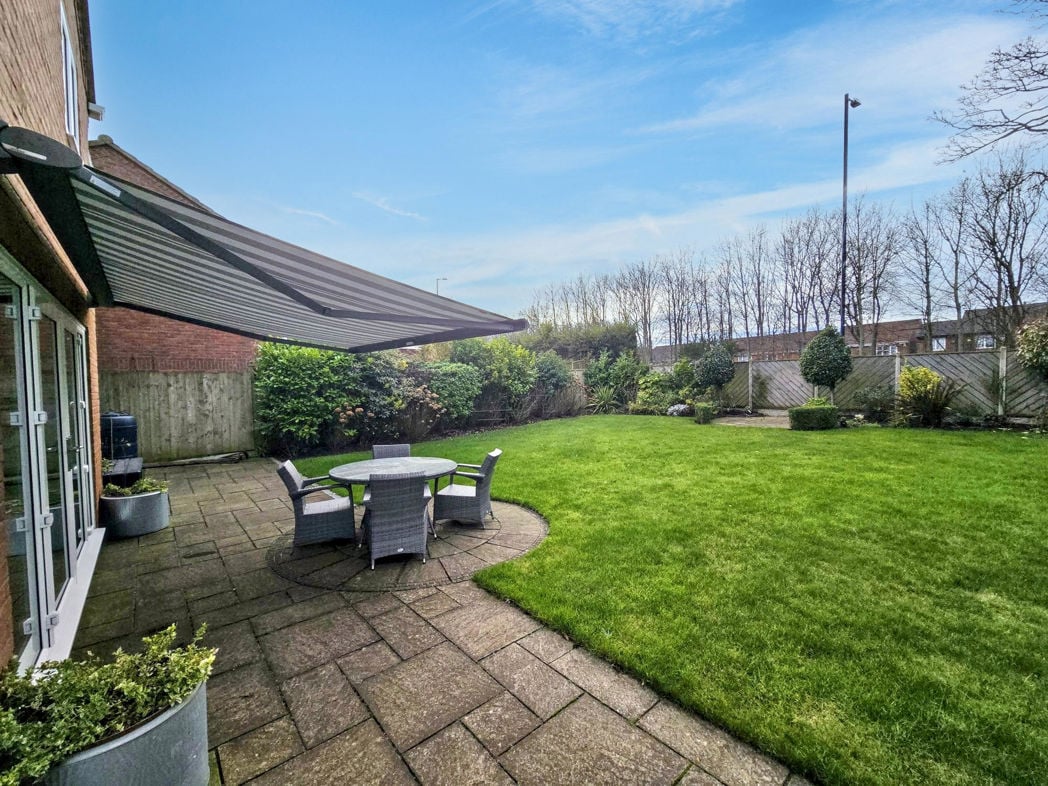 Property image 35 of 44