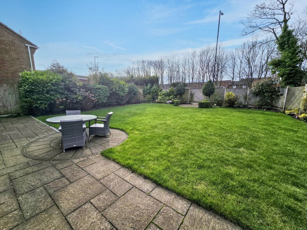 Property image 38 of 44