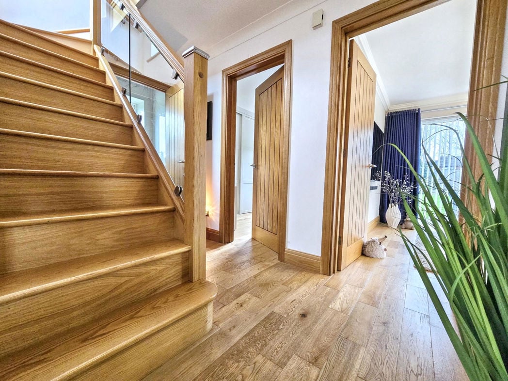 Property image 18 of 44