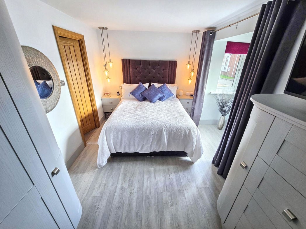 Property image 23 of 44